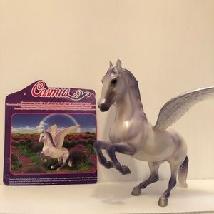 Breyer Classic Pegasus, Cosmus